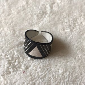 ⭐️3/20$⭐️Black and white leather ring